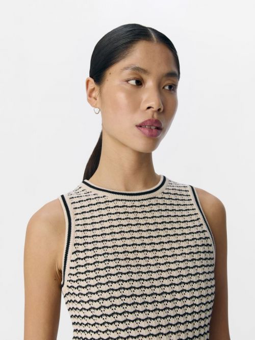 23046822 Sandshell Black