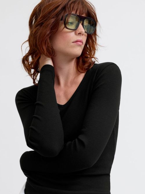 12280146 Black