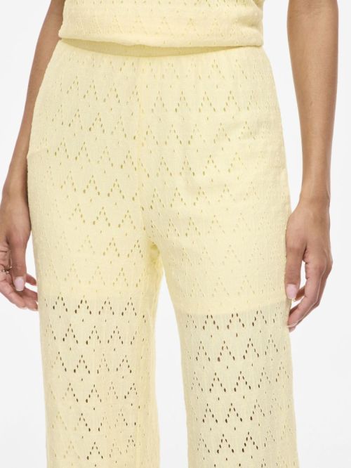 14113652 Pastel Yellow