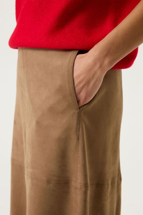 U260121 5232 Soft Taupe