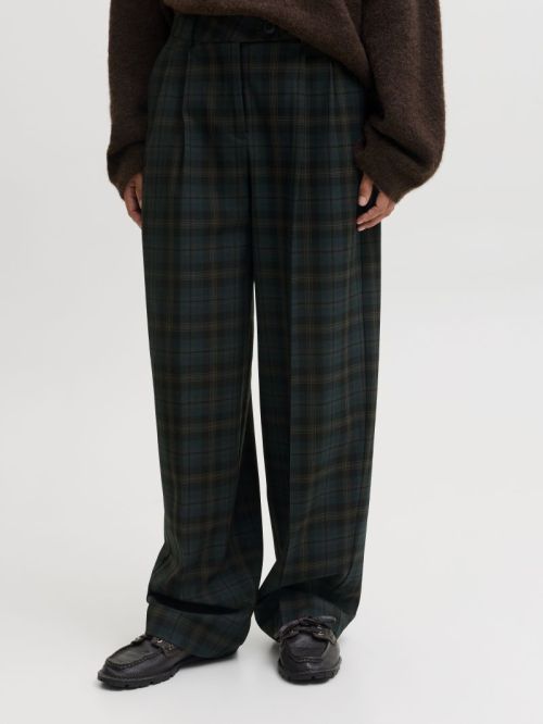 12299631 Black CHECKS BL